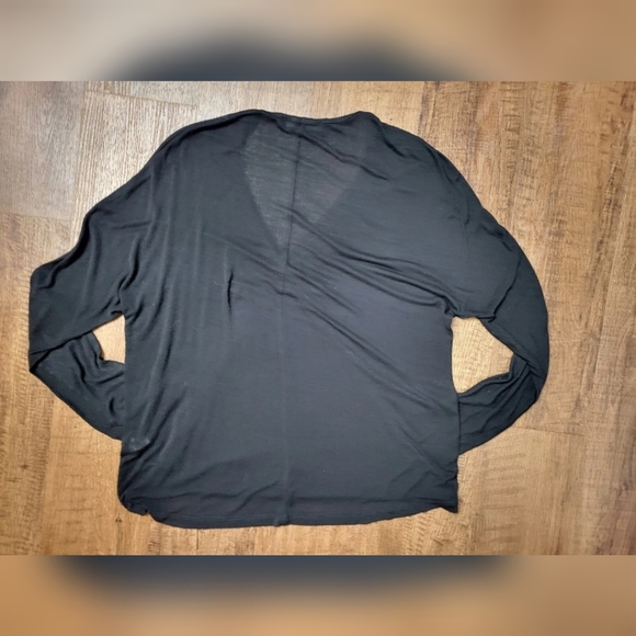 FREE W BUNDLE Suzy Shier wrap sweater - Picture 7 of 8